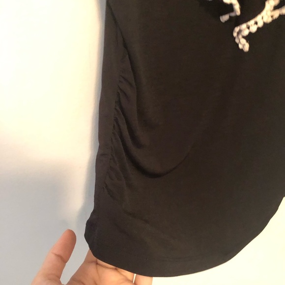 HeartSoul Keyhole Ruffled Blouse Capped Sleeves Tee​ - Picture 5 of 9